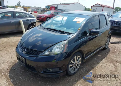 2013 Honda Fit Sport z USA, uszkodzony, nr VIN JHMGE8G50DC065451